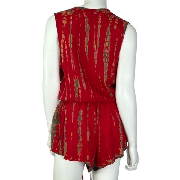 Elan romper in size M - Picture 4 of 4